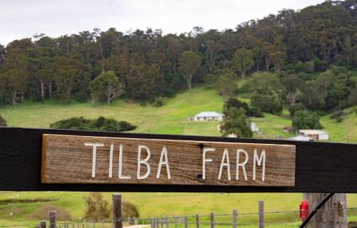 Central Tilba House | 90 Sherringham lane