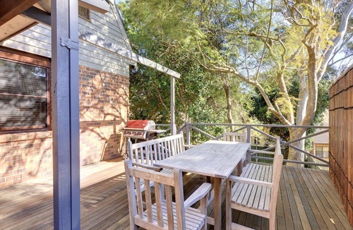 Shoal Bay House | A beautiful beach home in Shoal Bay!