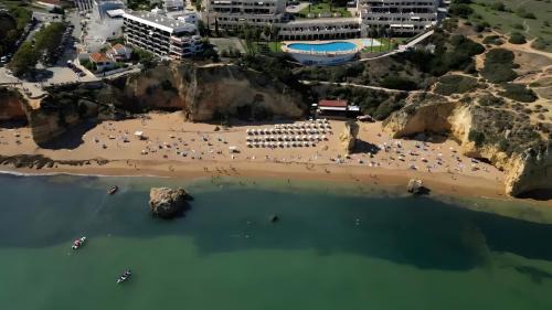 Ameijeira Apartment | A Casa e a Praia da Ana