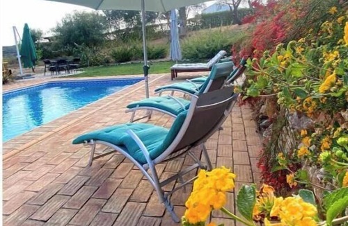 Sargacal Villa | A charming villa with saltwater pool, garden & terrace. 5 minutes from Lagos