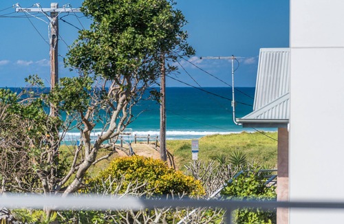 North Creek House | A PERFECT STAY - Sandy Feet