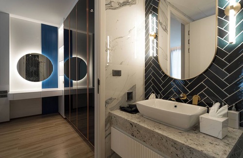 Bang Tao Hotel | Above Element Bangtao Phuket by Arthouse Collection