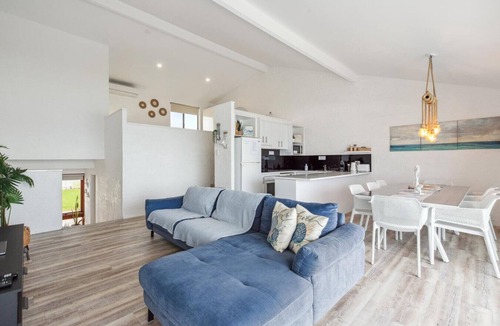 Ledge Point Villa | Absolute beachfront villa, Ledge Point