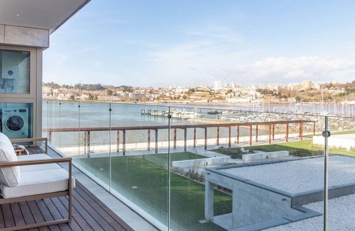 Canidelo Apartment | Afurada Riverfront 2BR by LovelyStay