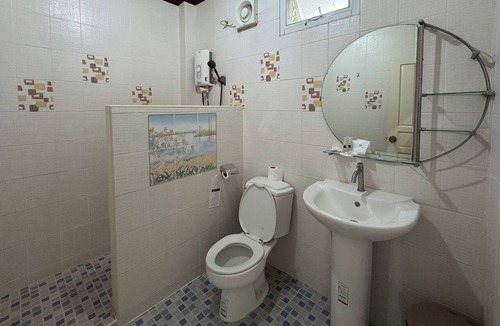 Pa Tong Hotel | Aivarata Resort