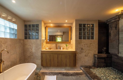 Ubud City-Centre Hotel | Aksara Ubud