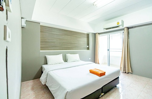 Bang Phlat Hotel | Alanda Hotel & Apartment Pinklao Bangkok