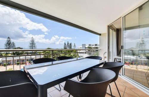 Alexandra Headland Apartment | Alex Beach Resort 3BR Apt 428