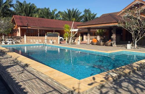 Phru Thai Resort | All Times Pool Villas