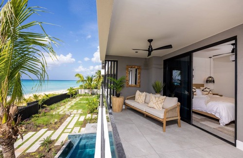 Brighton Villa | Allure 202