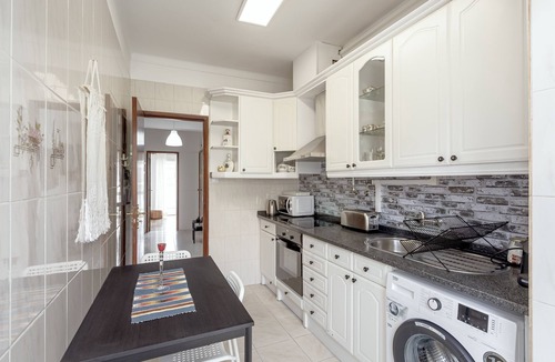 Cova da Piedade Apartment | Almada Central by Homing