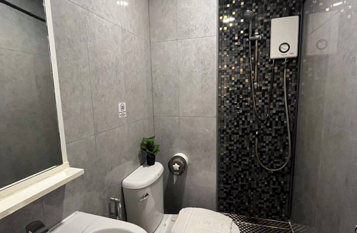 Thanon Phaya Thai House | Amber Inn