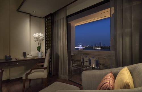 Samre Hotel | Anantara Riverside Bangkok Resort