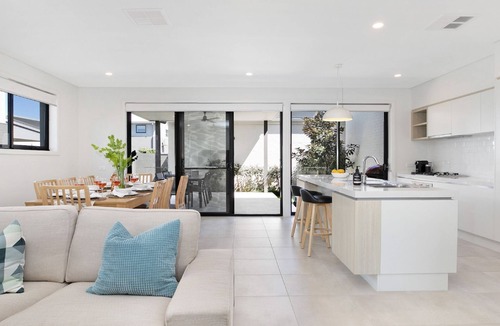 Shell Cove House | Anchor’s Rest — Stay 3 Pay 2