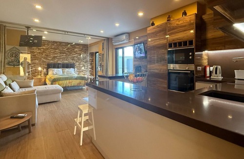 Patio Apartment | Apartamento Studio dos Golfinhos
