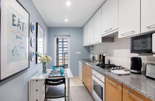 Canada Apartment | Apartment 'Apartamento Royal Cabanas Golf' with Shared Pool, Wi-Fi and Air Conditioning