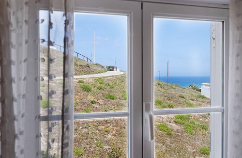 Odeceixe Apartment | Apartment 'Casa Da Praia' with Sea View, Wi-Fi and Air Conditioning