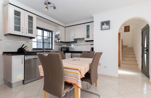Manta Rota Apartment | Apartment in condominium with pool 100m from the beach by AlgarveManta (6T3)