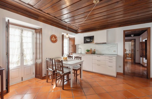 Curvaceiras Grandes Apartment | Apartment in a Beautiful Villa Close to Tomar