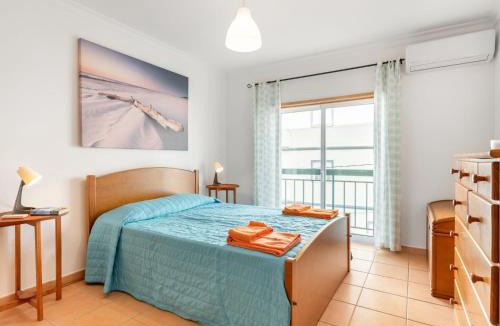 Vila Real Santo Antonio Apartment | Apartment Inara & Mayra's Home by Interhome