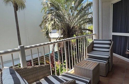 North Ward Apartment | Apartment on The Strand - 2 Bed 2 Bath in a gated complex.