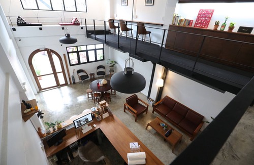 Thung Maha Mek Hostel | Apartment45 Hostel - Adults Only