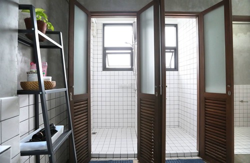 Thung Maha Mek Hostel | Apartment45 Hostel - Adults Only