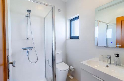 Porto de Mos Apartment | Apt at Porto de Mós with pool