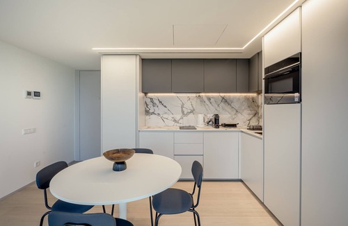 Alto do Pina Apartment | Areeiro Vision Studio by Homing