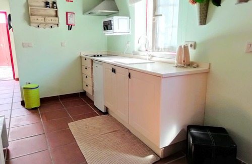 Cadaval Bed & Breakfast | Artvilla