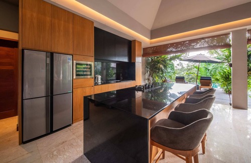 Pejeng Kawan Villa | Astonishing Jungle Villa, 4 BR, Ubud With Staff