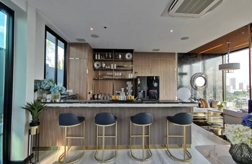 Chang Khlan Apartment | Astra Sky River Luxury 3B2B Condo