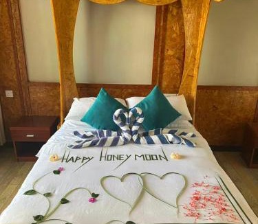 Guraidhoo Hotel | Athens View