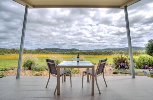Ballandean House | Azjure Studio Retreat