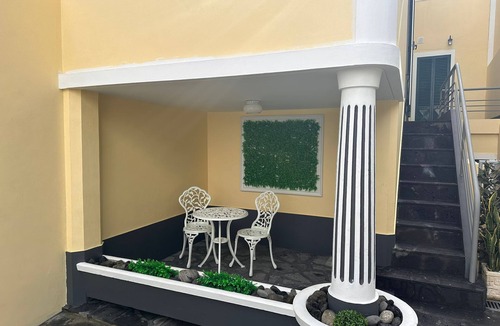Ponta Delgada Cabin | Azor International Hostel - Q4