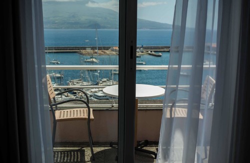 Horta Hotel | Azoris Faial Garden