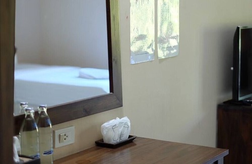 Thong Sala Hotel | Baan Busaba Hotel