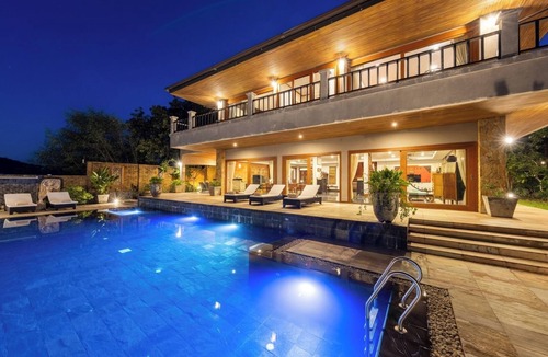 Moo 5 Villa | Baan Phuttarak Villa - 4BR Private Sea View