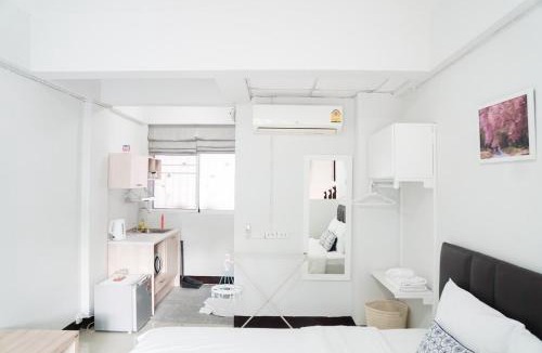 Sri Phum Apartment | Baan Ploy Inn 2