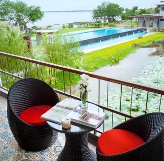 Nong Bua Hotel | Baan Rim Ao