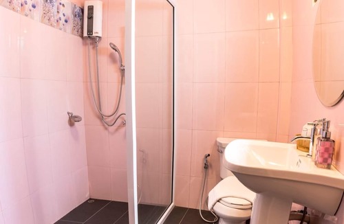 Chakphong Hotel | Baanboonpetch Resort