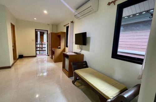 Bang Khonthi Resort | Baantip Suantong