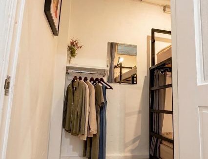 Khlong San Hostel | Bangkok Sanookdee Hostel
