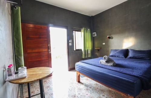 Thung Khwai Kin Hotel | Banphu Resort