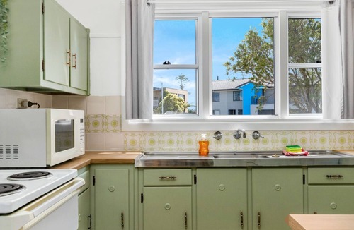 Batehaven House | Batehaven Coastal Home Near Corrigans Beach