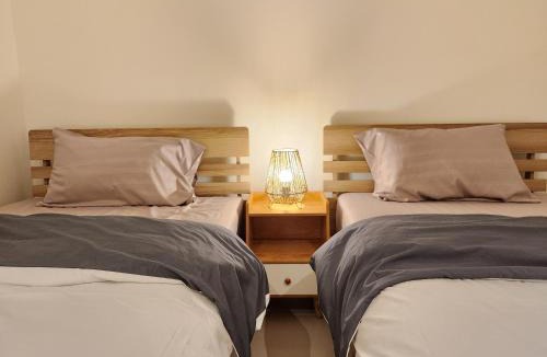 Silom Apartment | Be Cozy Silom Modern 2BR 1-min to BTS & MRT