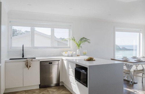 Mollymook Beach House | Beach Bliss at Mollymook Beach
