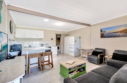 Brooms Head Apartment | Beach Dayz - Unit 4 Merduka Sands, Brooms Head
