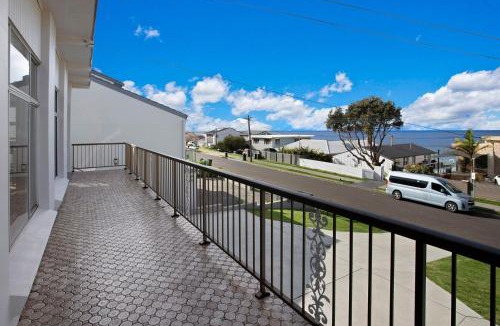 Kiama Downs House | Beach House on Johnson, Kiama