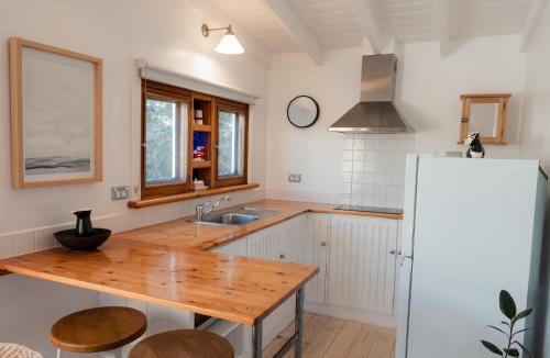 Middleton Cabin | Beach Huts Middleton